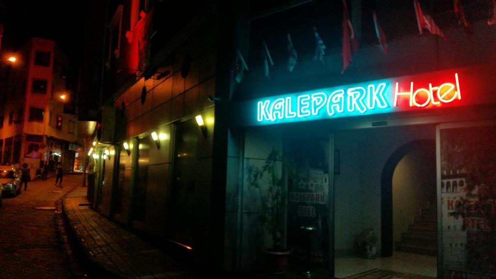 Kalepark Hotel ทรับซอน ภายนอก รูปภาพ